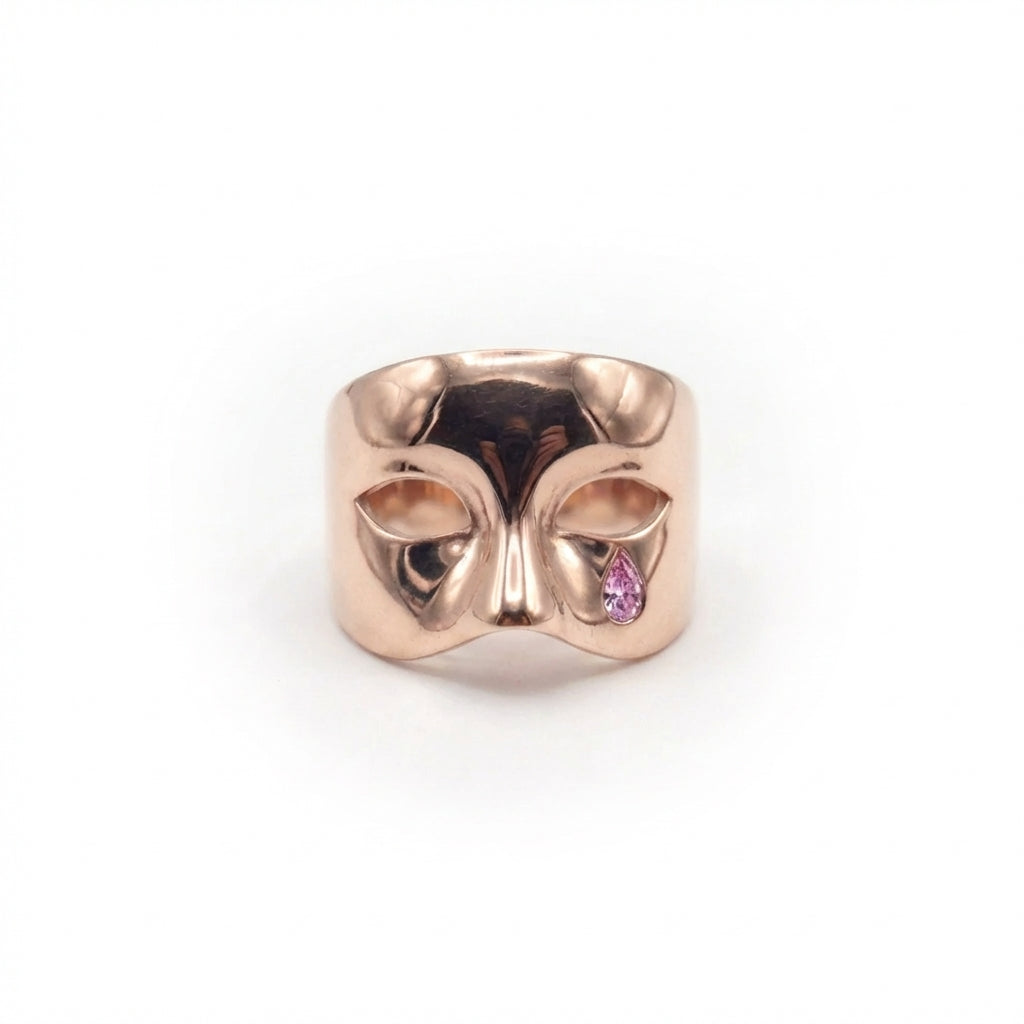 Teared Theatre Ring