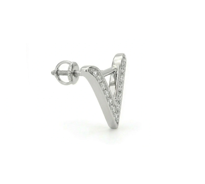 VERO Studs