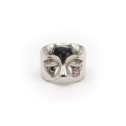 Teared Theatre Ring